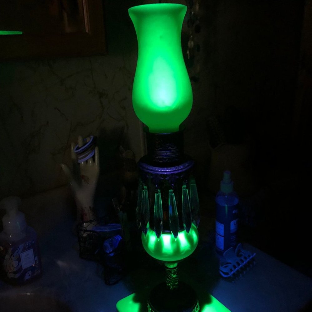 Rare Jadeite Lamp Uranium glass lamp Peacock Jefferson Glass Company Lamp Jade